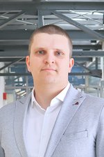 Dmitriy Melnik